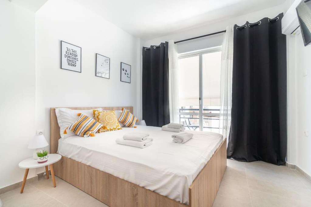 New Studio In The Heart Of City Center 伊拉克利翁 外观 照片