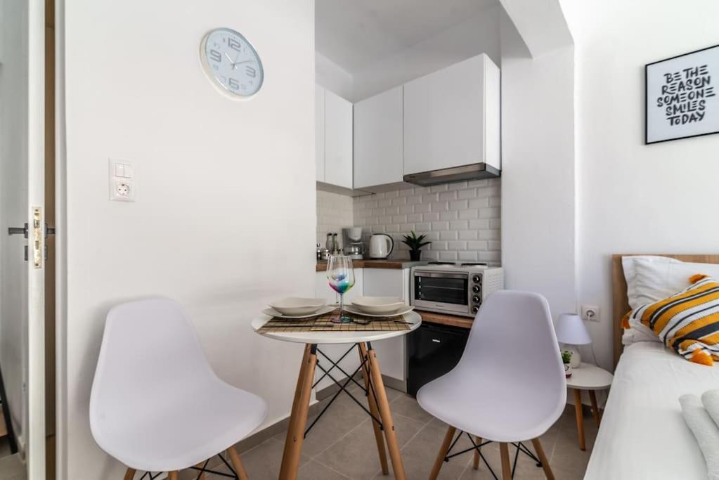 New Studio In The Heart Of City Center 伊拉克利翁 外观 照片