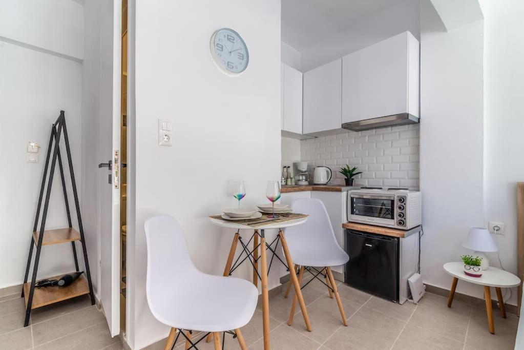 New Studio In The Heart Of City Center 伊拉克利翁 外观 照片