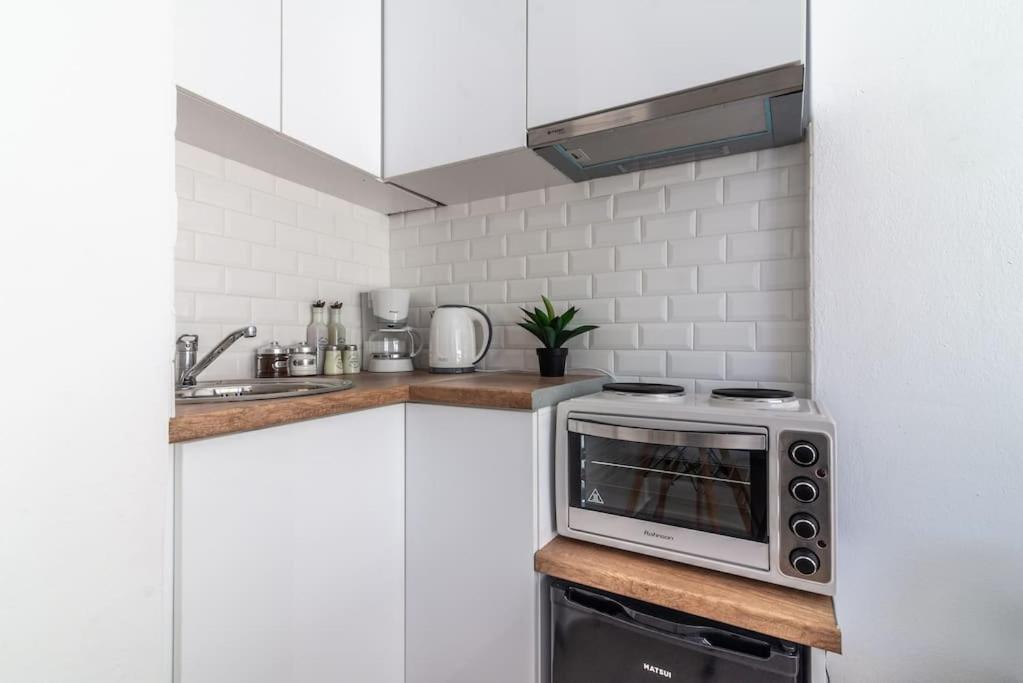 New Studio In The Heart Of City Center 伊拉克利翁 外观 照片