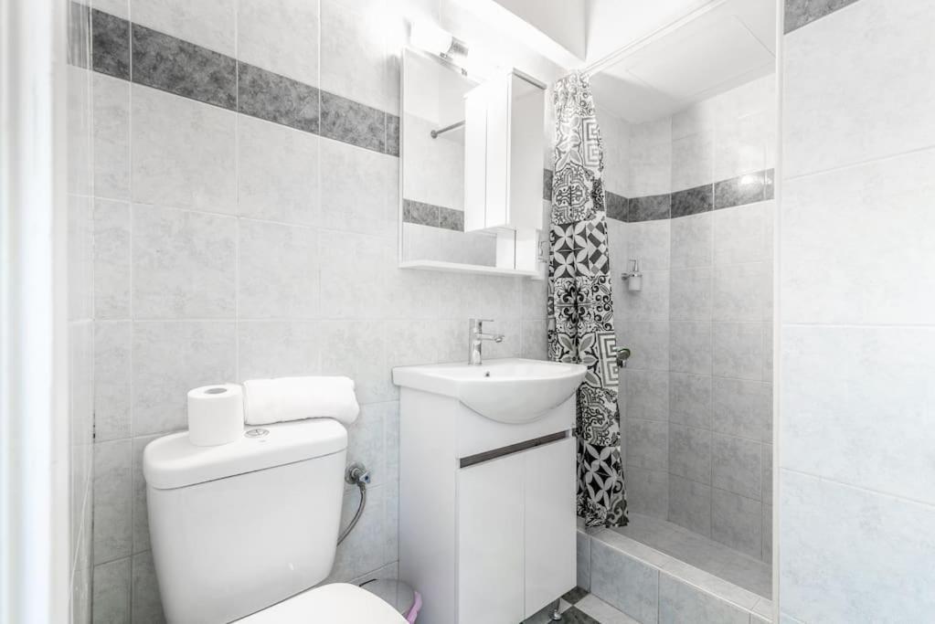 New Studio In The Heart Of City Center 伊拉克利翁 外观 照片